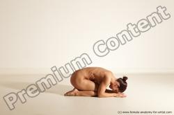 Modern Aerobic reference poses of Estera